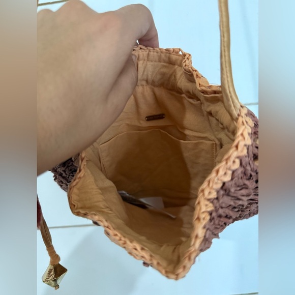 NWOT FREE PEOPLE Heatwave Mini Crossbody Woven Raffia Straw Drawstring Bohemian - Picture 16 of 16